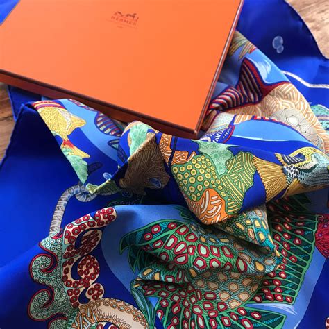 hermes scarf pre owned